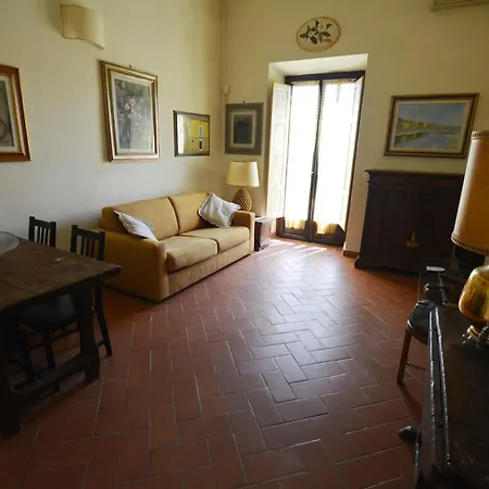 Capponi Apartment *